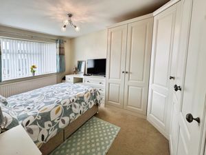 COLCHESTER ROAD- click for photo gallery